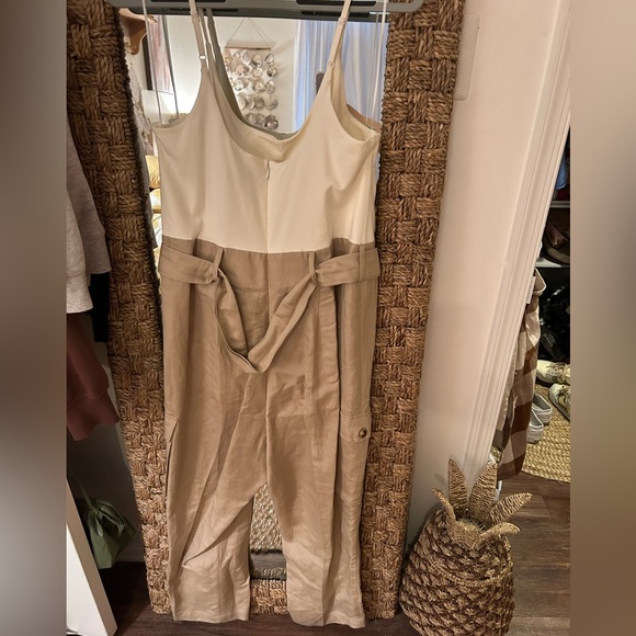 New without tags Express jumpsuit - Picture 4 of 5